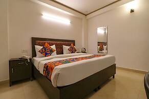 FabHotel Dolphin International