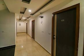 FabHotel Dolphin International