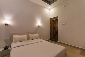 Fabhotel Sr Inn