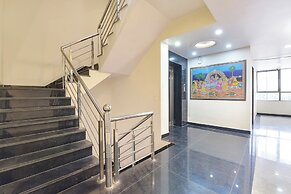 Fabhotel Pink City