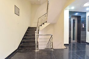 Fabhotel Pink City