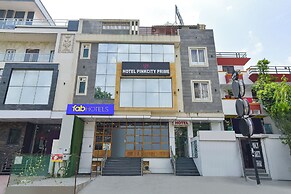 Fabhotel Pink City