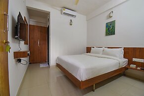 FabHotel Sky Vista Inn