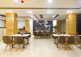Fabhotel Palash