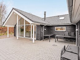 5 Star Holiday Home in Vaeggerlose