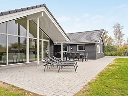 5 Star Holiday Home in Vaeggerlose