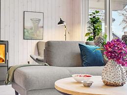 5 Star Holiday Home in Vaeggerlose