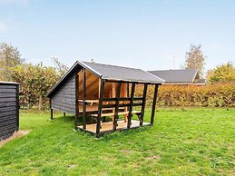 5 Star Holiday Home in Vaeggerlose