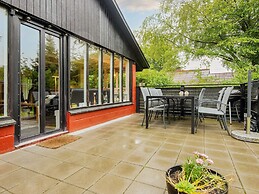 6 Person Holiday Home in Ulfborg