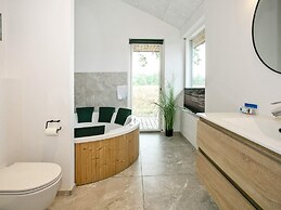 5 Star Holiday Home in Millinge
