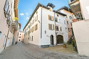 Historical Caslano Apartments