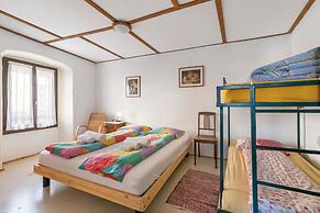 Historical Caslano Apartments