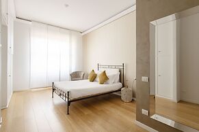 Heart Milan Apartments - Duomo District