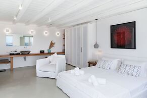 She Mykonos - The Residency