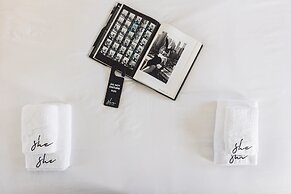 She Mykonos - The Residency