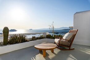 She Mykonos - The Residency