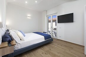Lidia Rooms & Suites