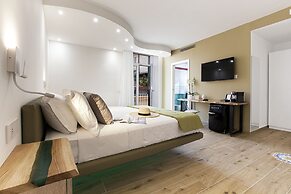 Lidia Rooms & Suites