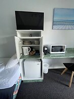 The Tree Motel