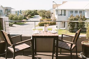 Banksia by the Bay