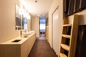Akasaka The Hostel