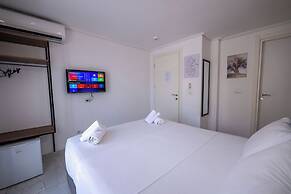 Elite Hotel