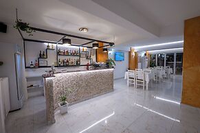 Elite Hotel