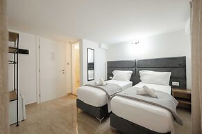 Elite Hotel