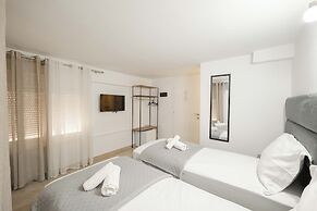 Elite Hotel