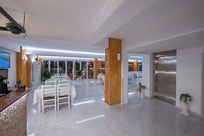 Elite Hotel