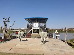 Balule Bushveld Safari Lodge