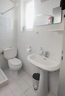 Lefteris Insta-worthy Studio With Balcony