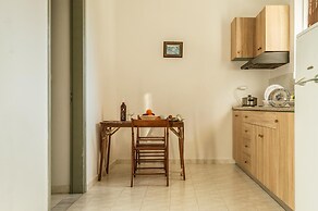 Lefteris APT Near Ialysos Beach
