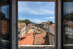 LINCUN by DuHomes