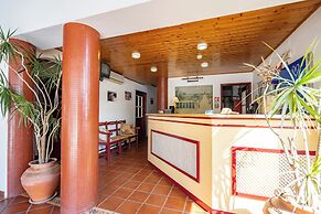 Hotel Mar e Sol by Umbral