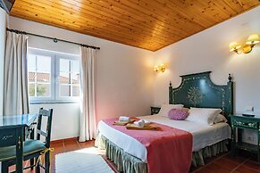 Hotel Mar e Sol by Umbral