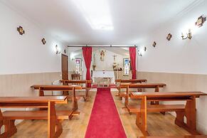 Residencial Padre Pio by Umbral