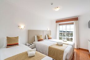 Residencial Padre Pio by Umbral