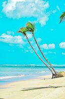 Playa Palmera Beach Resort