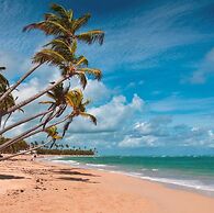 Playa Palmera Beach Resort