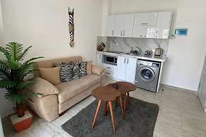 1 Bed Apartment - Balcony, Pool, Parking