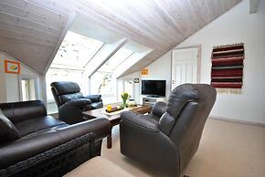 Remarkable 2-bed Apartment in Steinsland