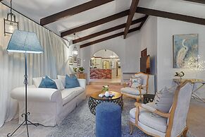 Magnificent Beachfront Mansion - Pool