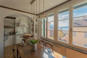 Emily s Holiday Home