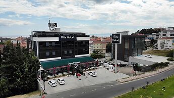 MILLS HOTEL