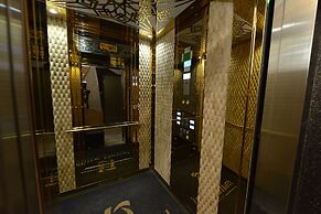 MILLS HOTEL