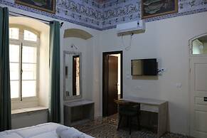 Ma'an lil-Hayat Boutique Hotel