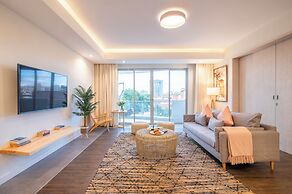 Capital 2 Bed Olive Tree Line By YourHost