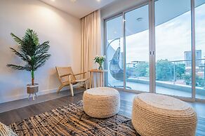 Capital 2 Bed Olive Tree Line By YourHost