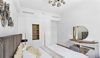WelHome - Incredible Waterfront Apt With Mesmerizing views